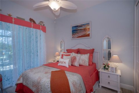 Casa en venta en Port Charlotte, Florida, 3 dormitorios, 189.24 m2 № 1341797 - foto 10