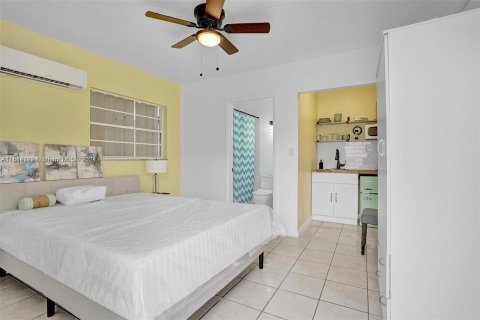 Immobilier commercial à vendre à Miami, Floride: 277.22 m2 № 1325861 - photo 10