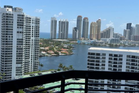 Condominio en venta en Aventura, Florida, 2 dormitorios, 125.7 m2 № 1318877 - foto 27