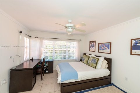 Villa ou maison à vendre à Key Biscayne, Floride: 5 chambres, 306.3 m2 № 782012 - photo 20