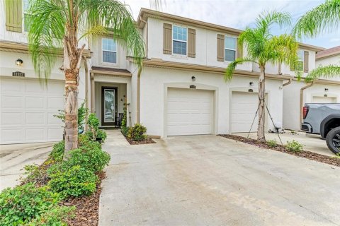 Townhouse in HARMONY AT LAKEWOOD RANCH in Bradenton, Florida 3 bedrooms, 149.94 sq.m. № 1350735 - photo 1