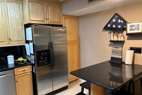 Condo in Tarpon Springs, Florida, 2 bedrooms  № 1350733 - photo 3