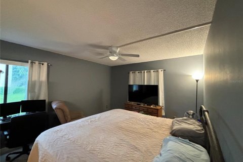 Condo in Tarpon Springs, Florida, 2 bedrooms  № 1350733 - photo 6