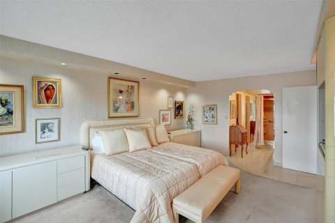 Condo in Fort Lauderdale, Florida, 2 bedrooms  № 1182605 - photo 17