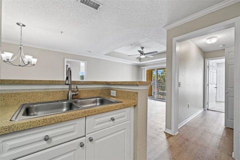 Copropriété à vendre à Tampa, Floride: 2 chambres, 100.61 m2 № 1378478 - photo 9