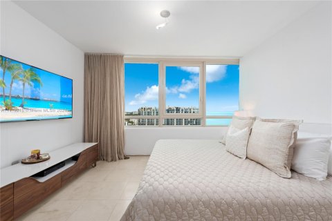 Apartamento en alquiler en Miami Beach, Florida, 2 dormitorios, 111.3 m2 № 25956 - foto 5