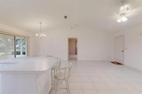 Villa ou maison à vendre à Summerfield, Floride: 2 chambres, 115.94 m2 № 1342639 - photo 14