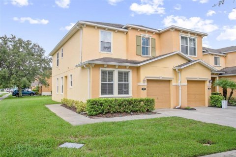 Townhouse in New Smyrna Beach, Florida 4 bedrooms, 152.55 sq.m. № 1361296 - photo 2