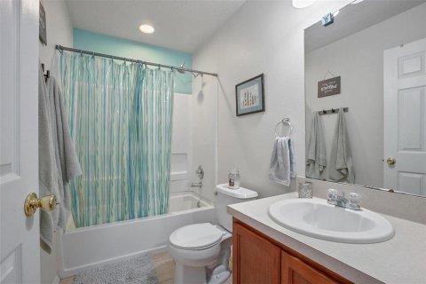 Townhouse in New Smyrna Beach, Florida 4 bedrooms, 152.55 sq.m. № 1361296 - photo 22