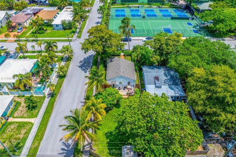 Villa ou maison à vendre à Hollywood, Floride: 2 chambres, 72.74 m2 № 1206995 - photo 25