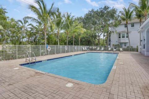 Townhouse in Boynton Beach, Florida 3 bedrooms, 174.66 sq.m. № 1370615 - photo 5