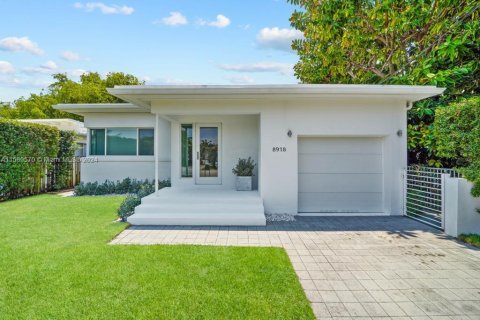 Villa ou maison à vendre à Surfside, Floride: 3 chambres, 152.55 m2 № 1178745 - photo 27