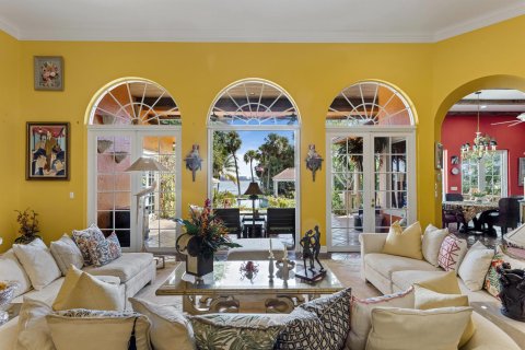 Villa ou maison à vendre à Lake Worth, Floride: 4 chambres, 307.69 m2 № 837677 - photo 28