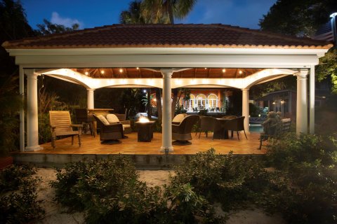 Villa ou maison à vendre à Lake Worth, Floride: 4 chambres, 307.69 m2 № 837677 - photo 9