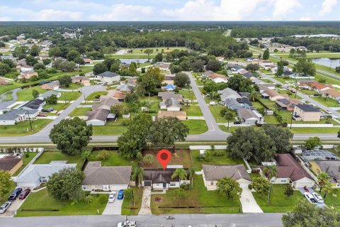 Villa ou maison à vendre à Kissimmee, Floride: 2 chambres, 94.2 m2 № 1336584 - photo 27