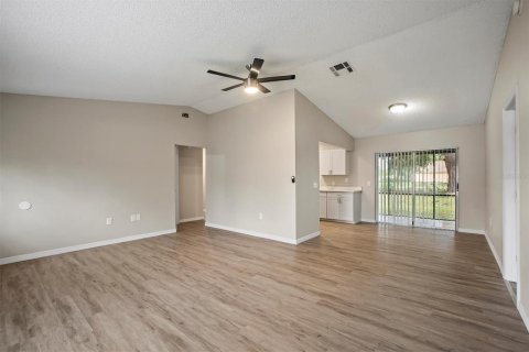 Villa ou maison à vendre à Kissimmee, Floride: 2 chambres, 94.2 m2 № 1336584 - photo 7