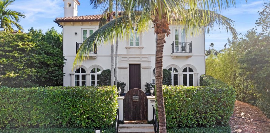 Villa ou maison à Palm Beach, Floride 4 chambres, 318.75 m2 № 833032