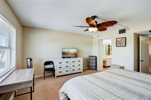 Adosado en venta en Lauderdale-by-the-Sea, Florida, 2 dormitorios, 139.35 m2 № 1129256 - foto 20