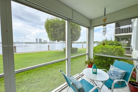 Copropriété à vendre à Aventura, Floride: 1 chambre, 71.35 m2 № 1321677 - photo 27