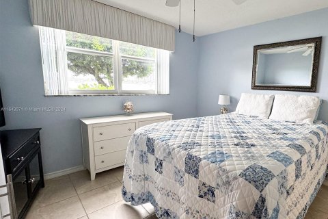 Copropriété à vendre à Aventura, Floride: 1 chambre, 71.35 m2 № 1321677 - photo 1