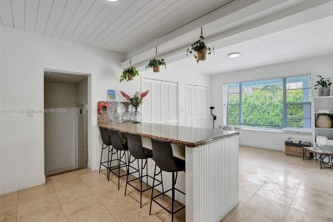 Casa en venta en Coral Gables, Florida, 4 dormitorios, 259.48 m2 № 1127574 - foto 25