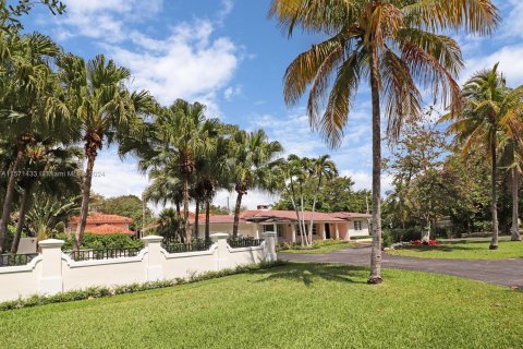 Casa en venta en Coral Gables, Florida, 4 dormitorios, 259.48 m2 № 1127574 - foto 3