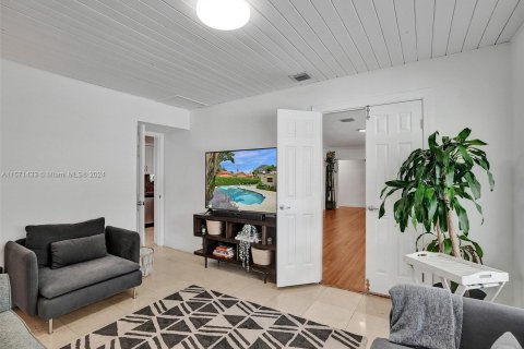 Casa en venta en Coral Gables, Florida, 4 dormitorios, 259.48 m2 № 1127574 - foto 19