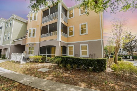 Condominio en venta en Orlando, Florida, 3 dormitorios, 117.06 m2 № 1372960 - foto 1