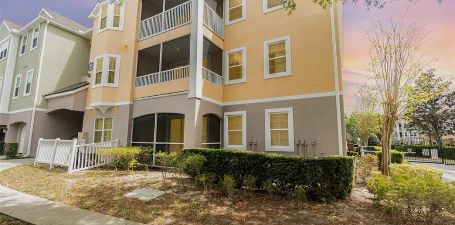 Condominio en Orlando, Florida, 3 dormitorios  № 1372960