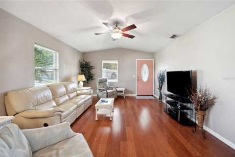 House in Lakeland, Florida 2 bedrooms, 109.81 sq.m. № 1381466 - photo 5