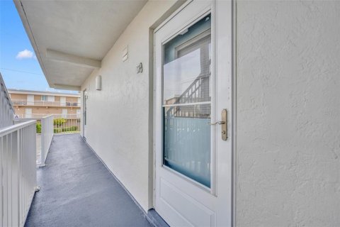 Copropriété à vendre à New Smyrna Beach, Floride: 2 chambres, 95.97 m2 № 1381421 - photo 2