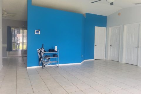 House in Kissimmee, Florida 3 bedrooms, 107.77 sq.m. № 1338817 - photo 5