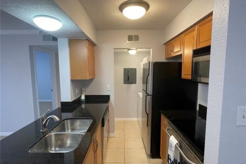 Condominio en alquiler en Largo, Florida, 1 dormitorio, 59.18 m2 № 1351425 - foto 7