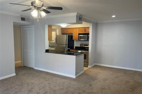 Condominio en alquiler en Largo, Florida, 1 dormitorio, 59.18 m2 № 1351425 - foto 9