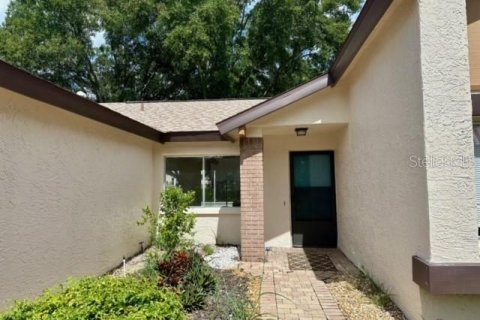 Casa en venta en Weeki Wachee, Florida, 2 dormitorios, 112.5 m2 № 1351378 - foto 1