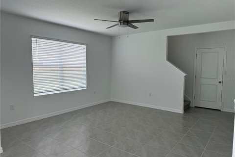 Casa en alquiler en Dade City, Florida, 4 dormitorios, 218.32 m2 № 1351341 - foto 11