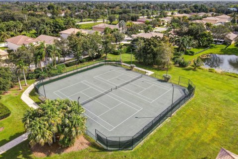 Villa ou maison à vendre à Pembroke Pines, Floride: 3 chambres, 192.21 m2 № 1186574 - photo 4