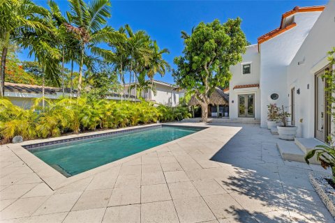 Villa ou maison à vendre à Fort Lauderdale, Floride: 4 chambres, 335.01 m2 № 1186600 - photo 30