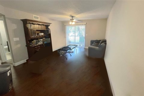 Condominio en venta en Orlando, Florida, 2 dormitorios, 80.27 m2 № 879625 - foto 6
