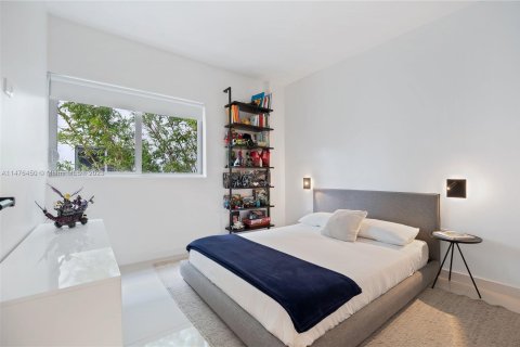 Condominio en venta en Bay Harbor Islands, Florida, 2 dormitorios, 115.11 m2 № 813094 - foto 22