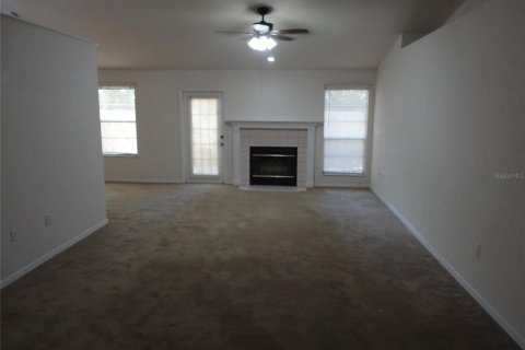 House in Gainesville, Florida 4 bedrooms, 150.04 sq.m. № 1337685 - photo 2