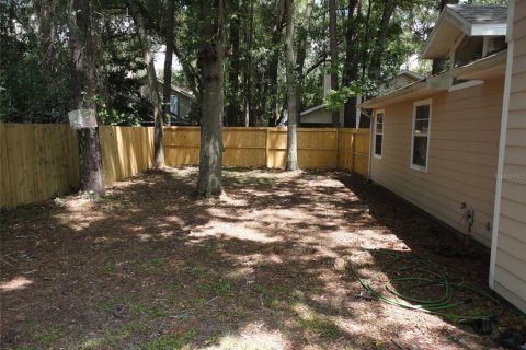 House in Gainesville, Florida 4 bedrooms, 150.04 sq.m. № 1337685 - photo 13