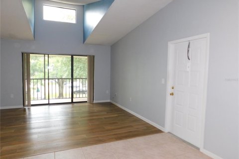 Condo in Tarpon Springs, Florida, 2 bedrooms  № 1337686 - photo 6