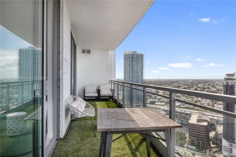 Condo in Miami, Florida, 2 bedrooms  № 1305828 - photo 16