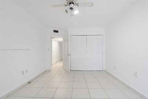 Copropriété à vendre à Miami Beach, Floride: 2 chambres, 80.82 m2 № 1294322 - photo 6