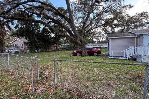 Villa ou maison à vendre à Tampa, Floride: 3 chambres, 78.04 m2 № 1410336 - photo 2