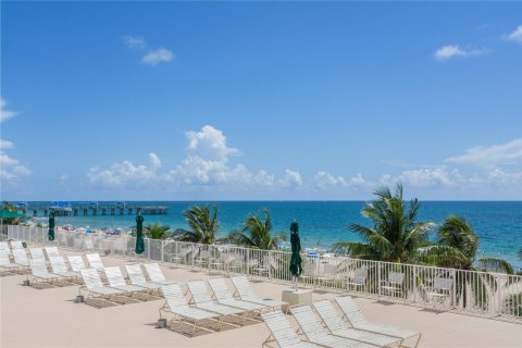 Copropriété à vendre à Pompano Beach, Floride: 2 chambres, 104.52 m2 № 868682 - photo 18
