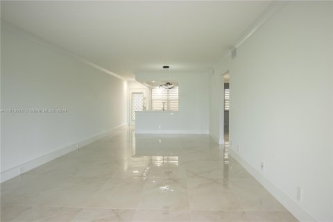 Copropriété à vendre à Coconut Creek, Floride: 2 chambres, 107.4 m2 № 1240466 - photo 7