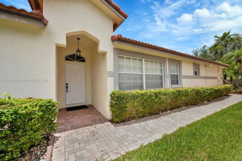 Villa ou maison à vendre à Pembroke Pines, Floride: 3 chambres, 151.71 m2 № 1240467 - photo 5