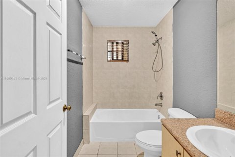 Copropriété à vendre à Coral Springs, Floride: 3 chambres, 116.13 m2 № 1372351 - photo 20